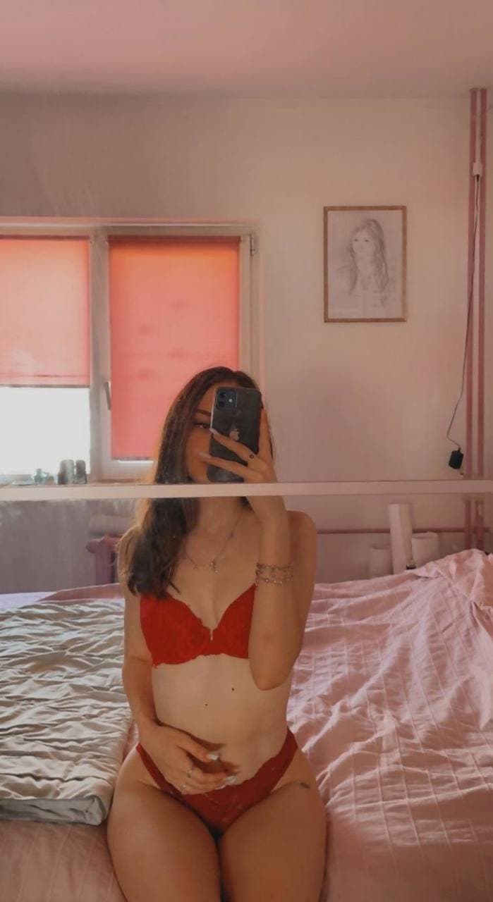 Click to view full size Sn0buni Lyna