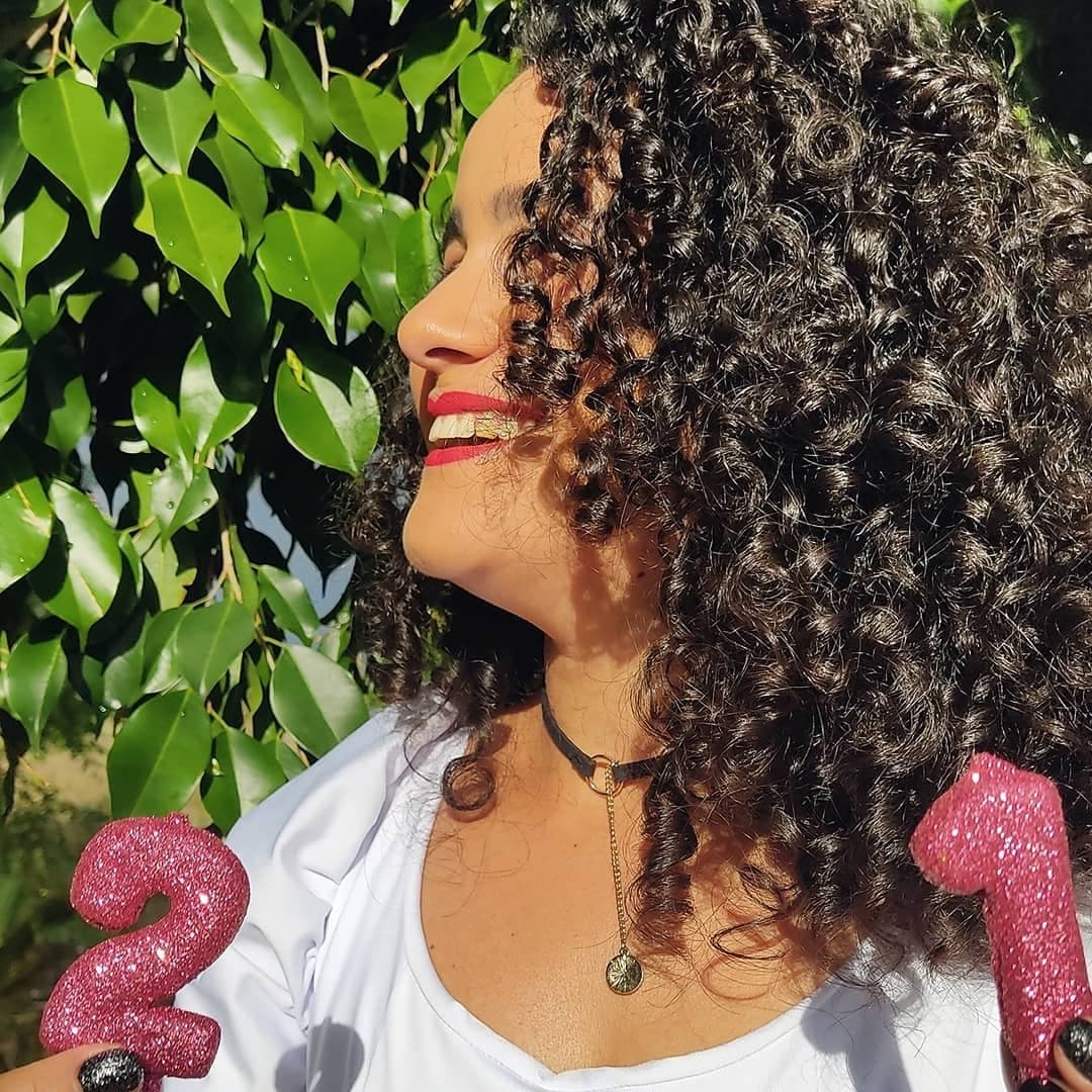 Click to view full size Minha nova deusa dona de casa já mim fez gozar muito