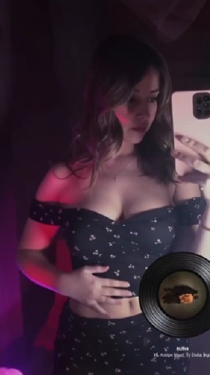 Selena - Pendeja Egresada 25 de buenos aires