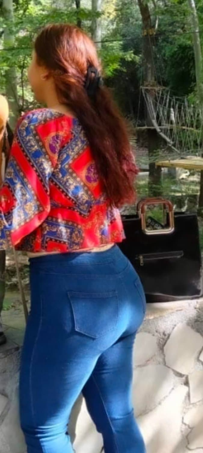 Ricos culos en jeans y leggins