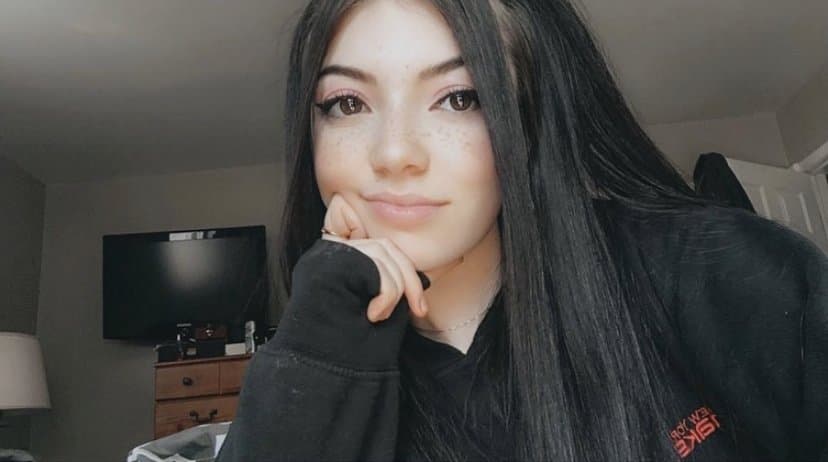 College sluts pale bare ass cheeks