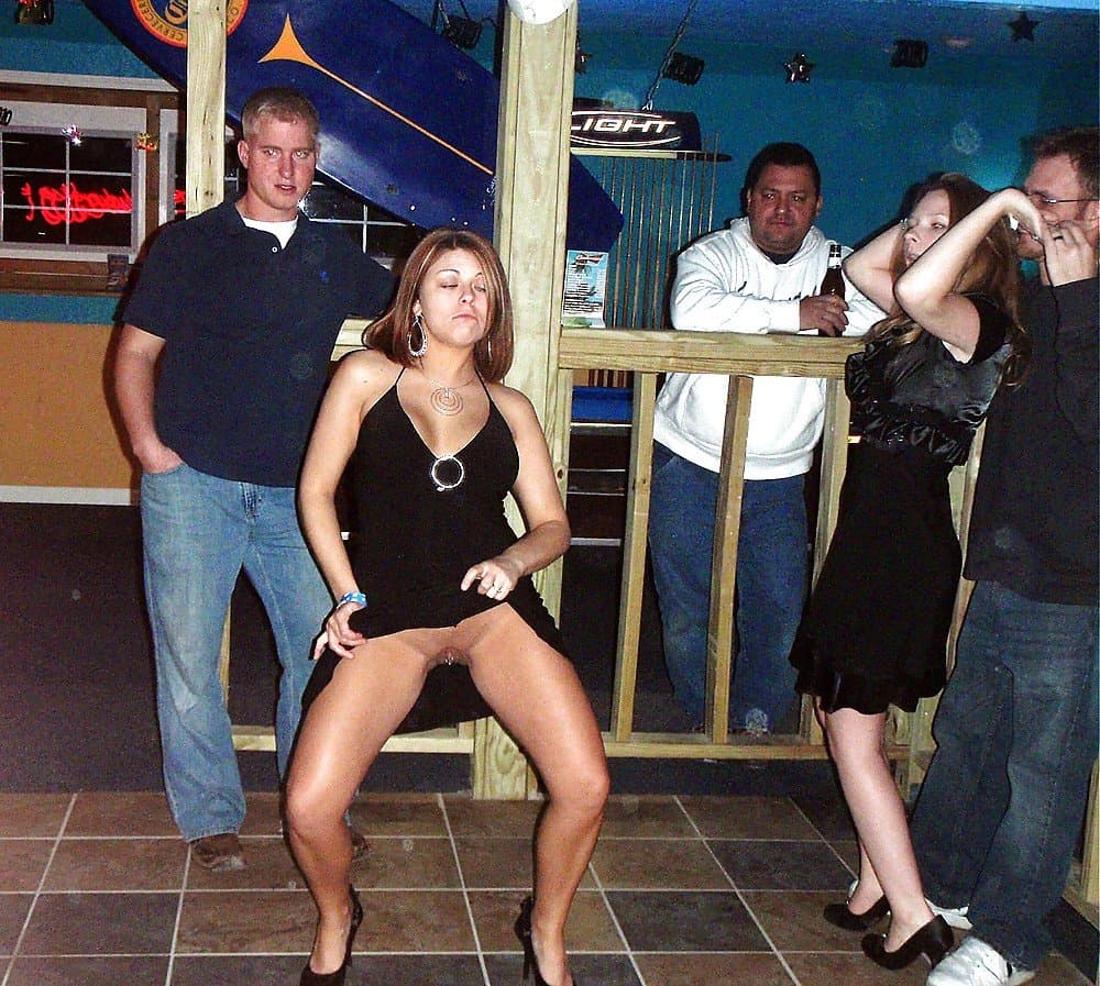 Bottomless Girls in Public 5