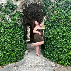 whore wife enjoy swinger party