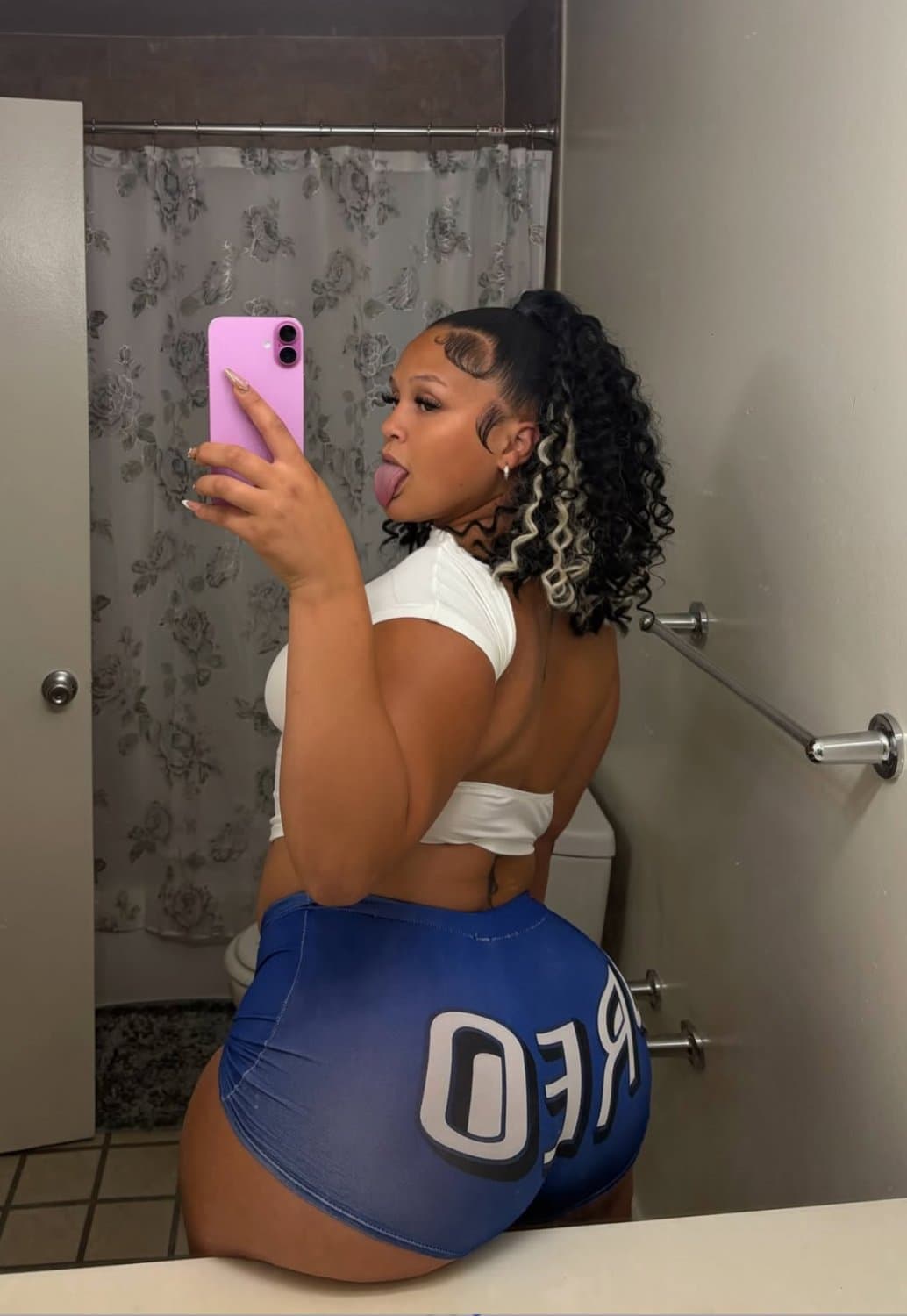 T@ti@na is perfectly thick with phat ass and phat cat