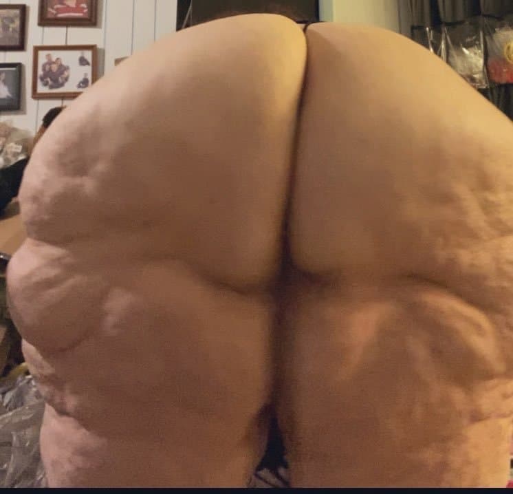 Auntie got alotta ass?