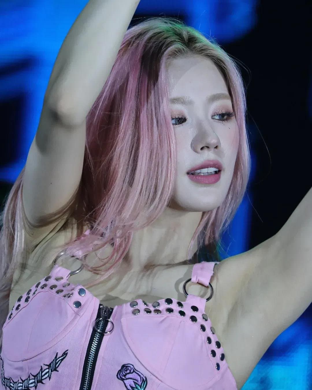 Fap to armpit kpop