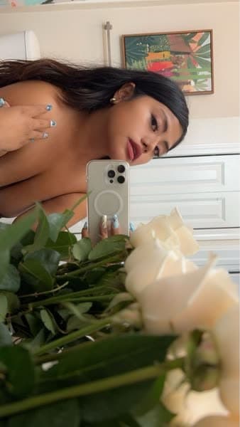 ail!n cheats on her bf br!@n and sends nudes