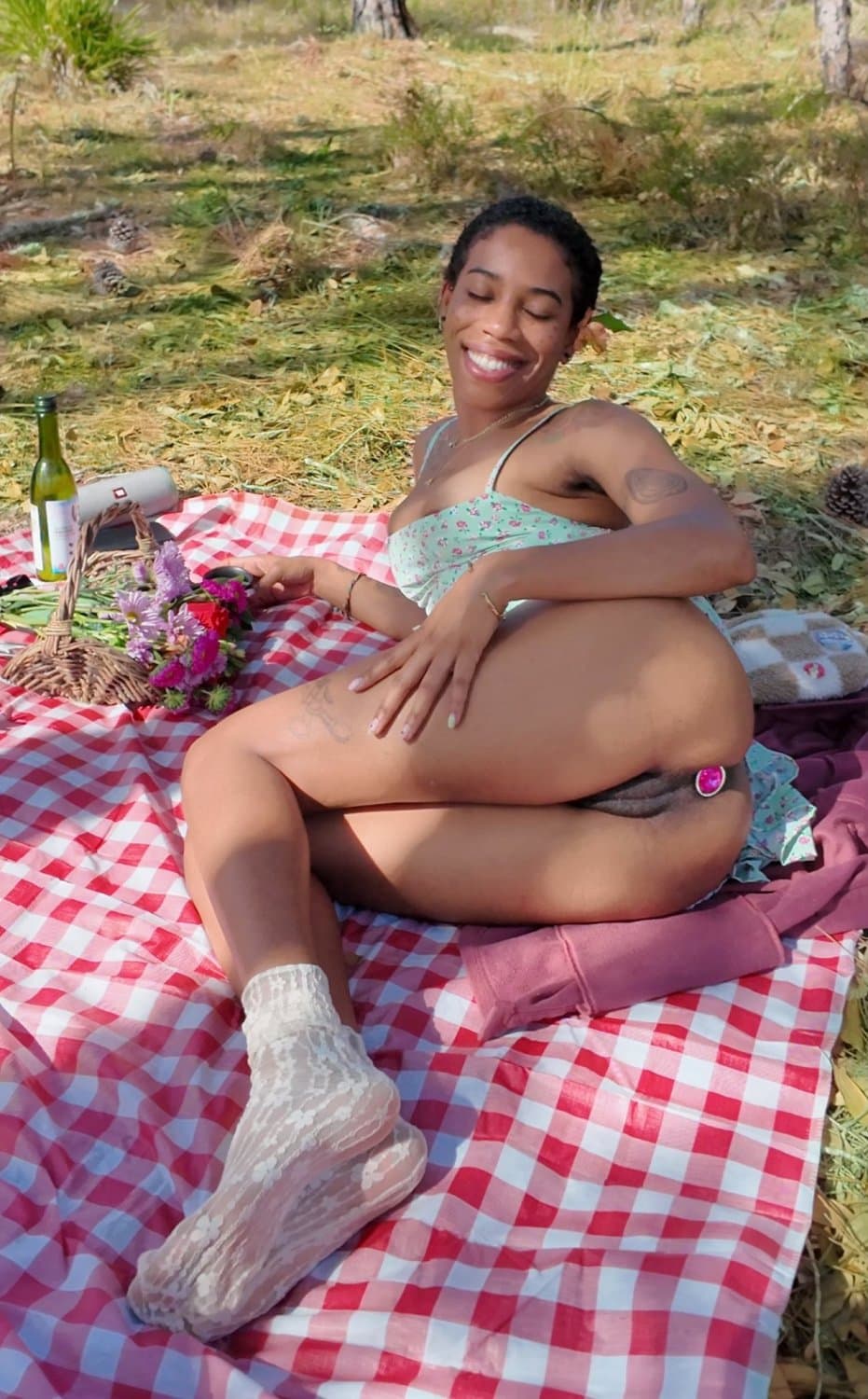 Pretty pussy nudist ebony | Phat pussy slim ebony