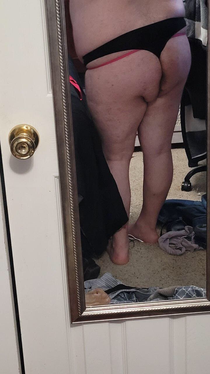 Sissy Reddit Slut Too Embarrassed To Show Mommy, Shows The World. Kik in Comments.