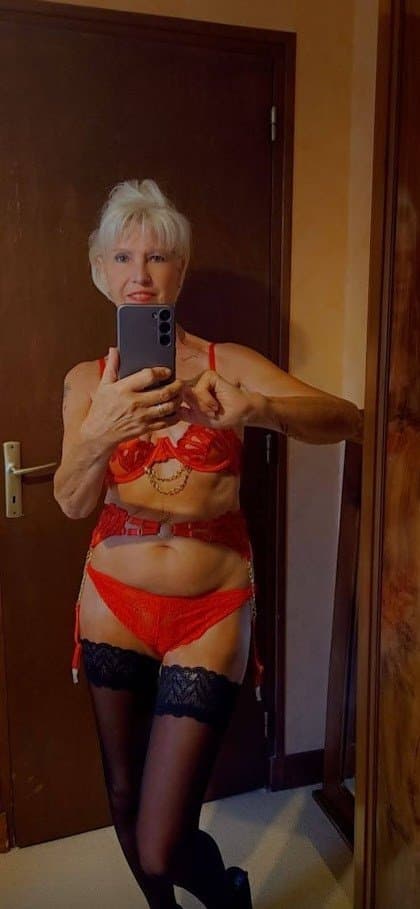 Click to view full size BLONDE A BLACKS