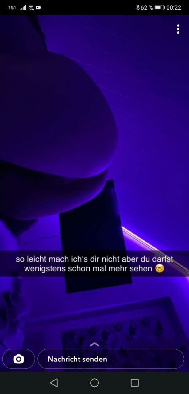 Click to view full size New slut submission! Emily Berger