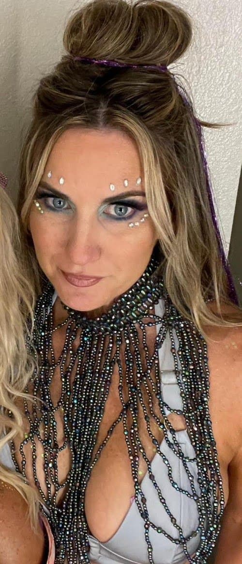 Click to view full size Arizona Wife also a Whore