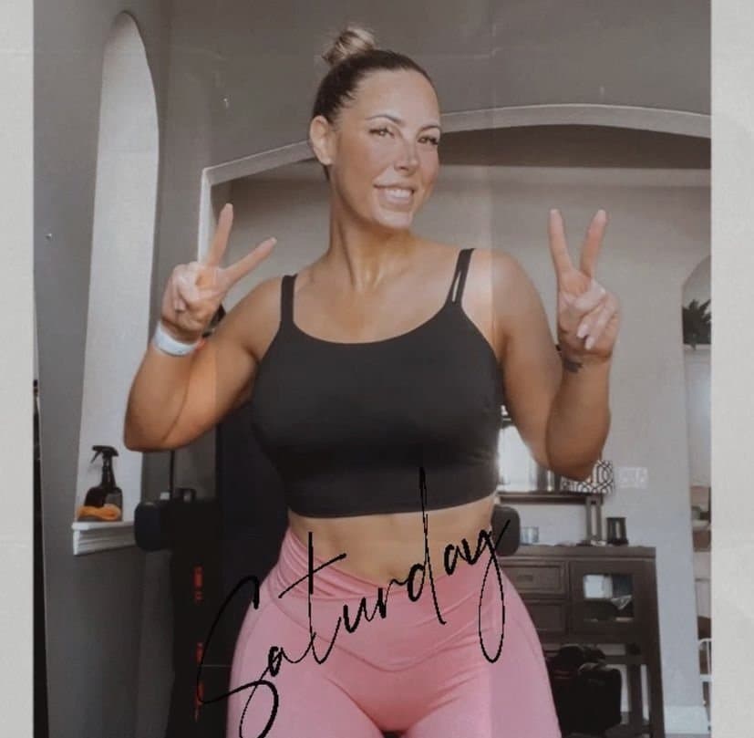 Click to view full size Texas TikTok milf Robyn fields