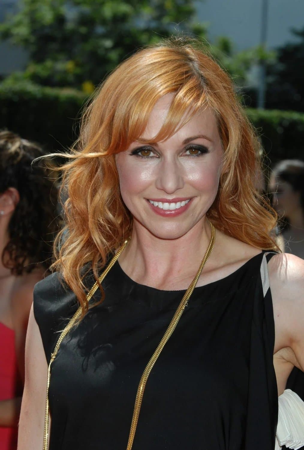 Red headed Kari Byron. Love when the dorky nerdy chic is also super sexy hot