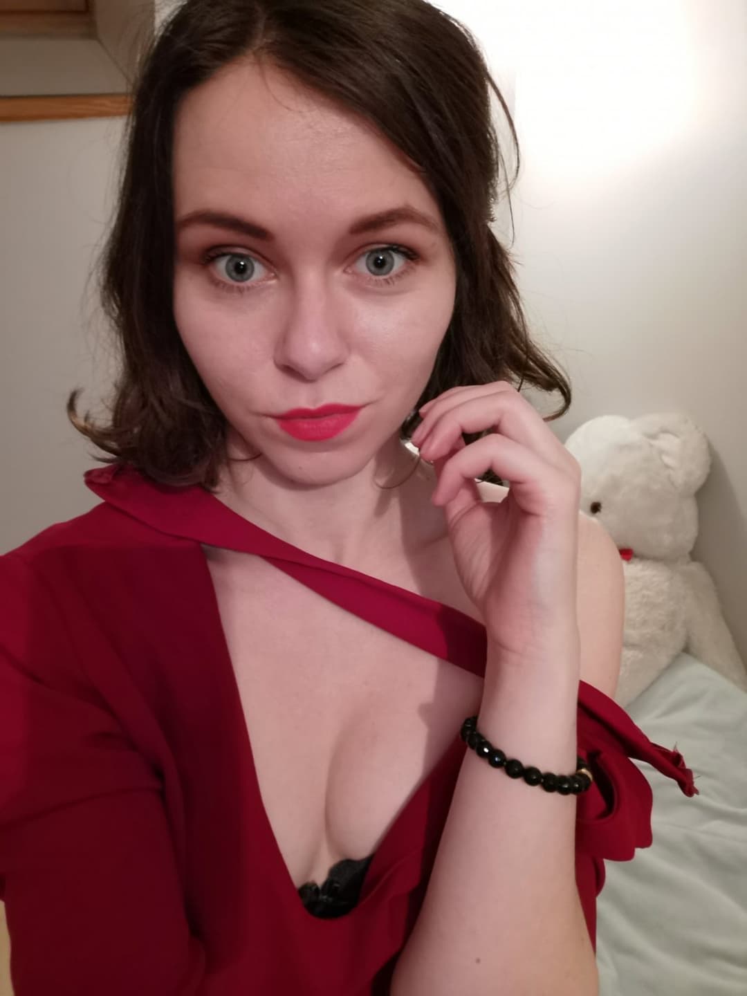 Horny flight attendant knows her charms