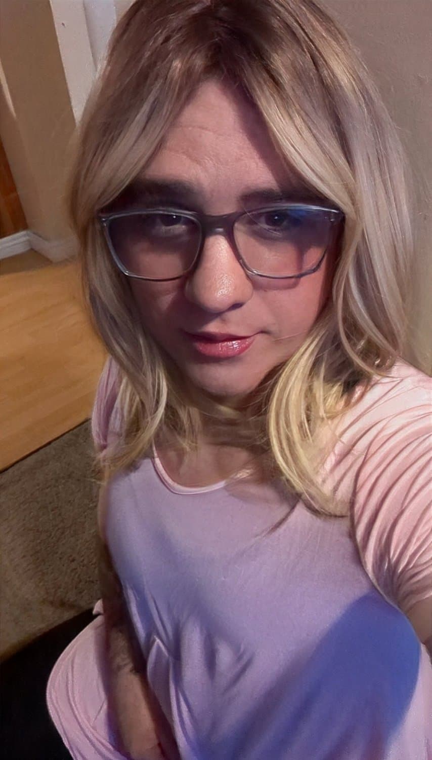 SISSY SLUT TONI ARTIGUE