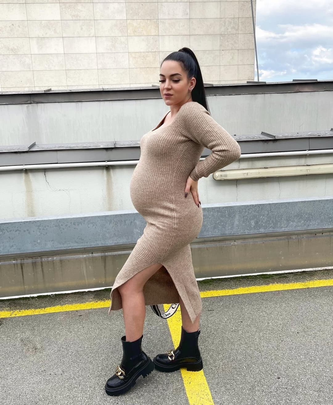 Big ass Hungarian fuckpig Sophie kik: blanderaz send me your favorite pics of her for more