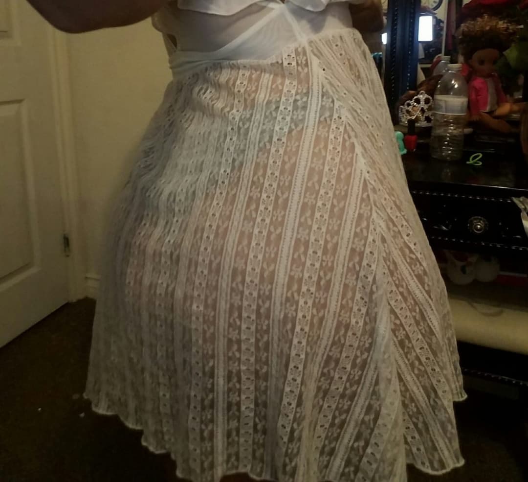 Sexy Milf Rocio From Fresno CA cheats on her Husband and sends sexy pics to Sancho