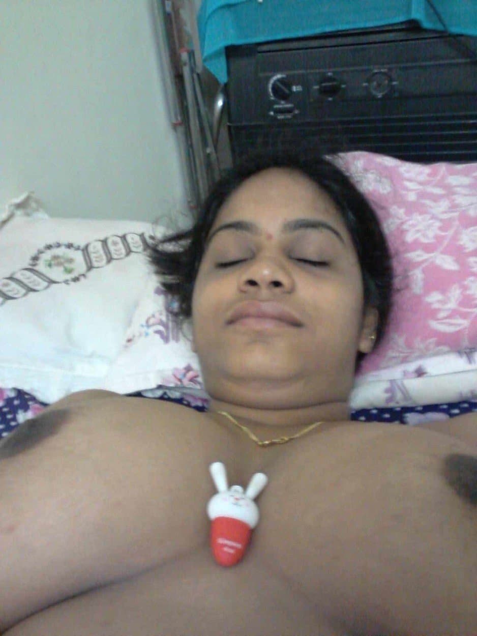 INDIAN BIG BOOB WIFE LEAKED NUDES