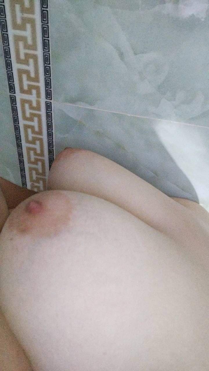 Click to view full size ai có info bé này thì cho tôi xin nhé! phùng quỳnh linh 2k8 ba vì (p2)