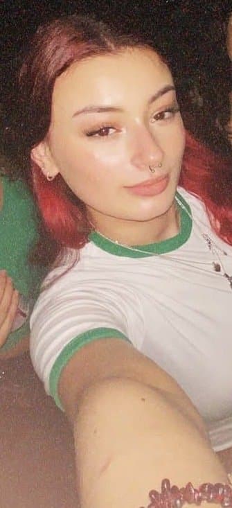 Sexy Algerian party girl