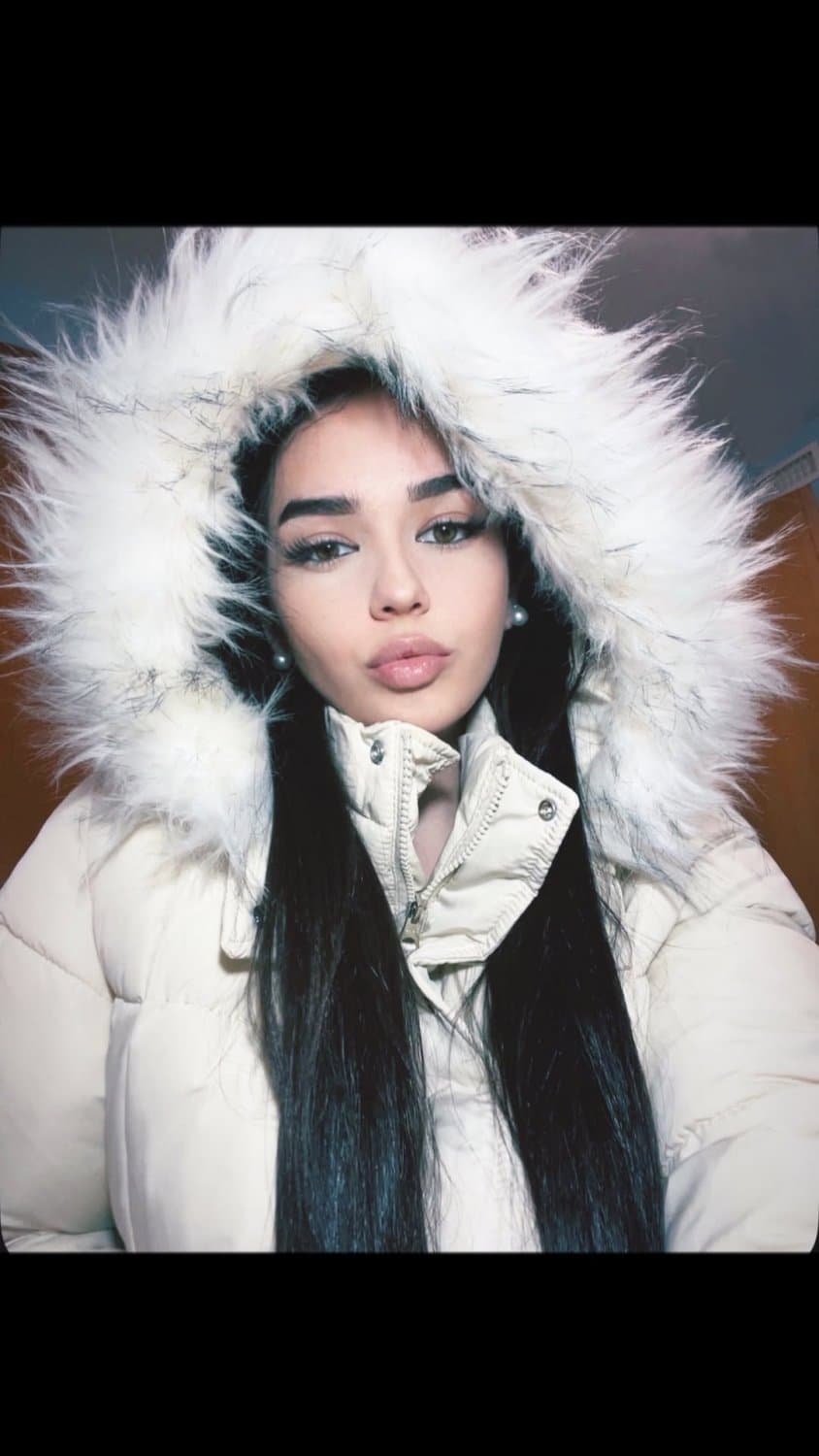 *21 años tiene esta hembra tetona