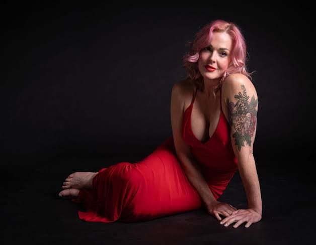 Desafio não goze nos peitos pt11 (storm large)
