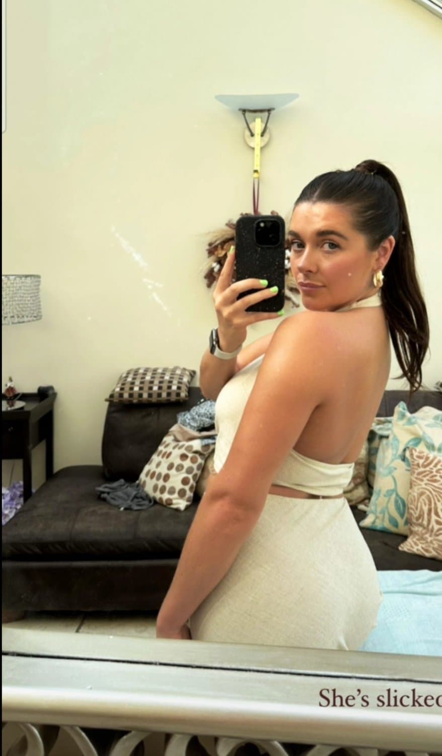 Boss on Business trip, needs fucked, dm what you would do