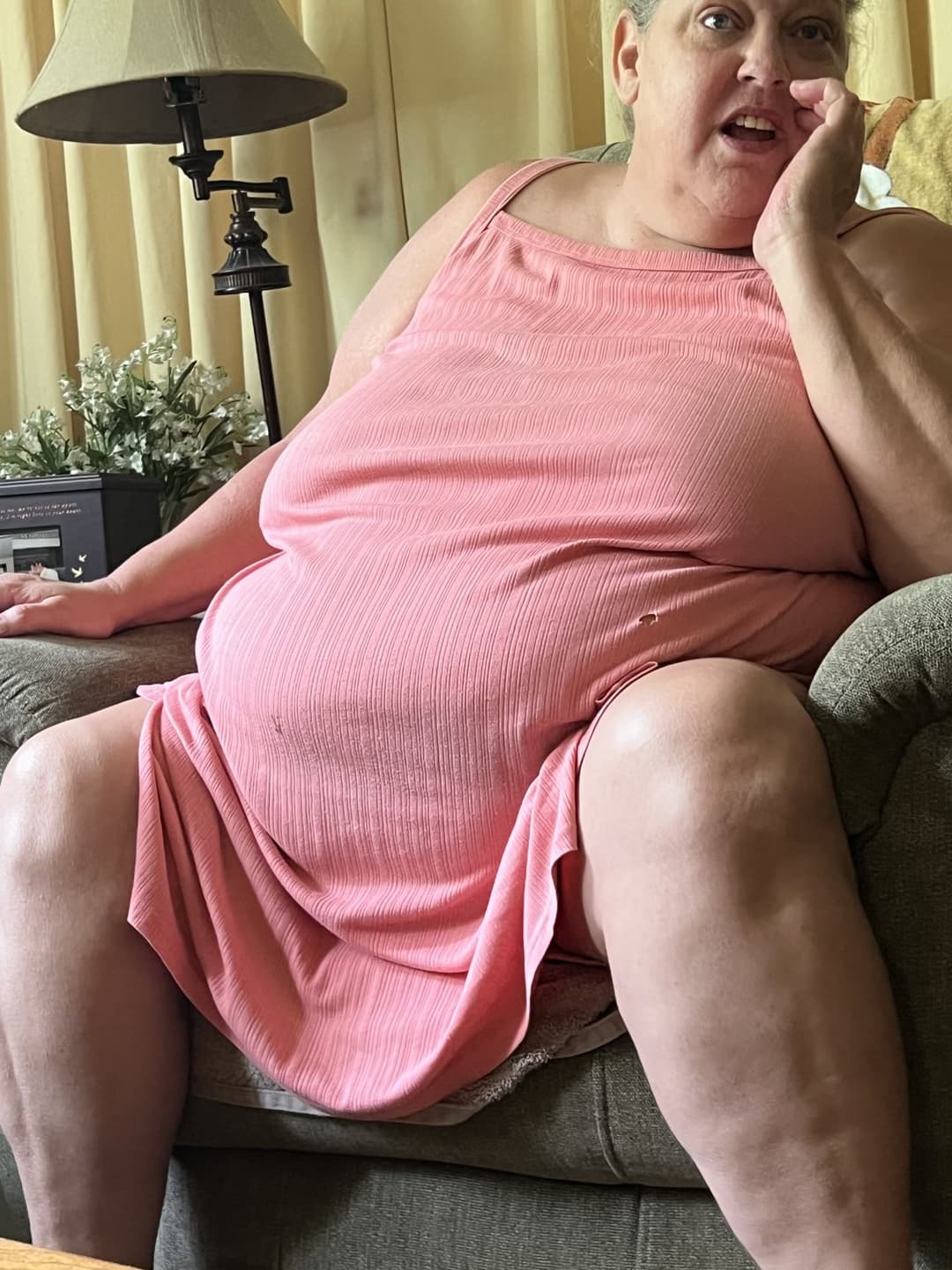 Real ssbbw mom candid too fat to stand and cook but fat enough to fuck