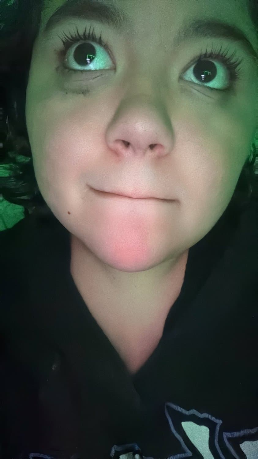 Click to view full size Coked Up Slut , FreeUse for ❄️ Mcallen