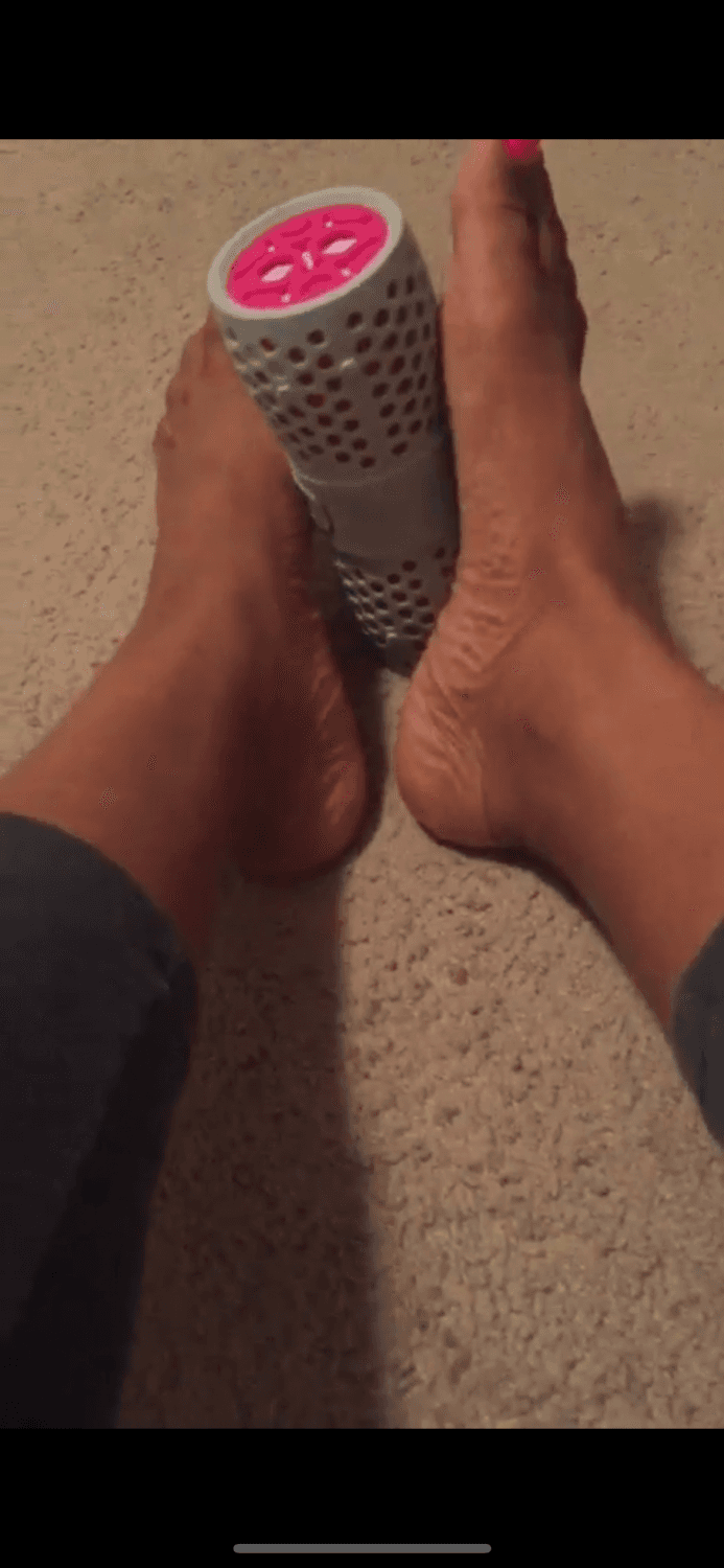 BRI AKA BBYG1r thebnecole HAS THE PRETTIEST FEET IN THE WORLD!!