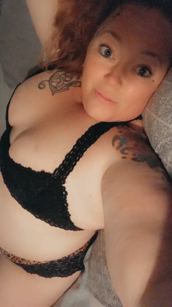 Click to view full size Redhead bbc slut