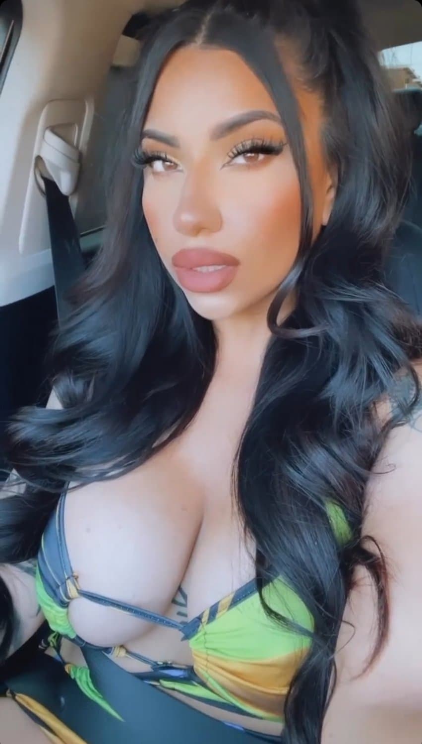 Thick phat ass petite latina deserves to be covered in cum