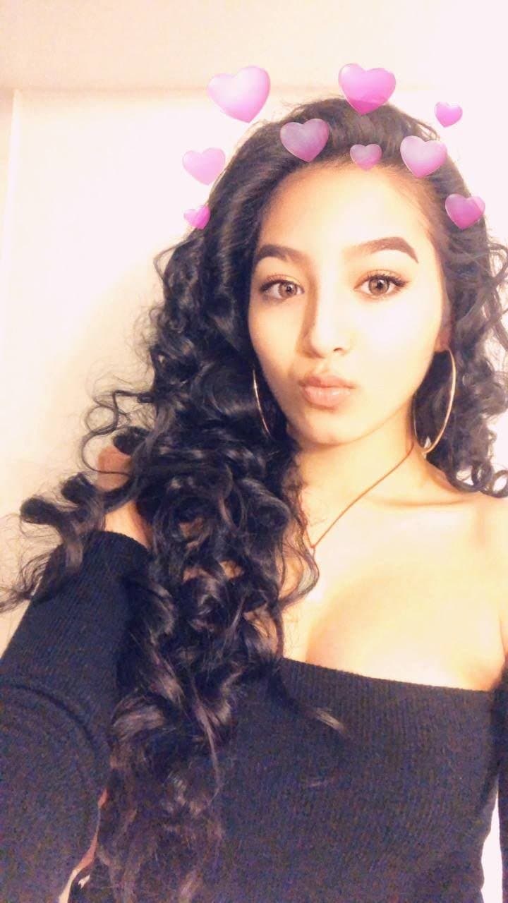 Click to view full size Jasmine(25) frōm L.A