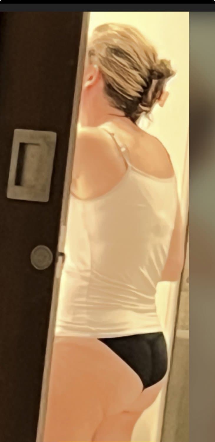 Click to view full size Chat msg me for all her nudes. Tits, hairy pussy, spread ass. I’ll reply to all. On next few hours