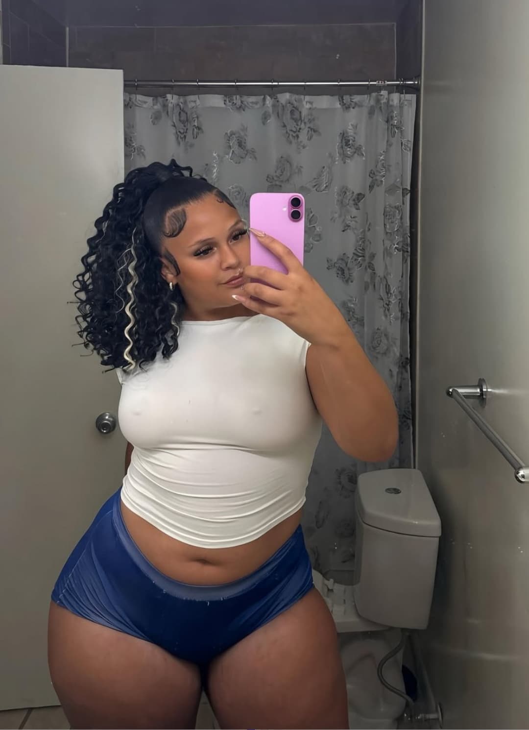 T@ti@na is perfectly thick with phat ass and phat cat