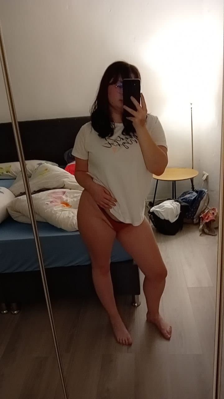 Sweet 18 and already a webslut