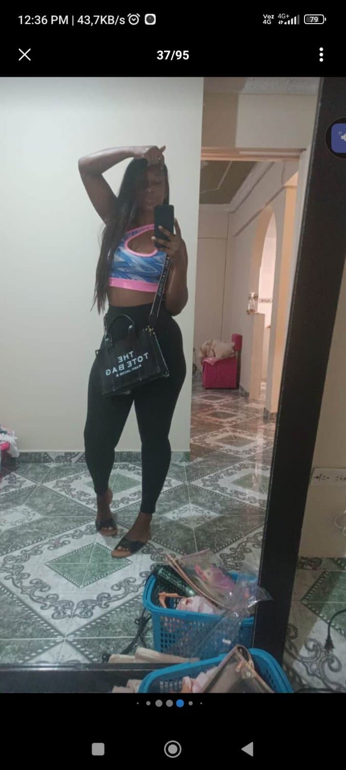 Jackeline Negrona Nalgota de la App  Nozy.video.livestream