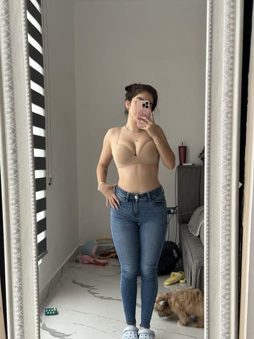 Asian only fans chubby model