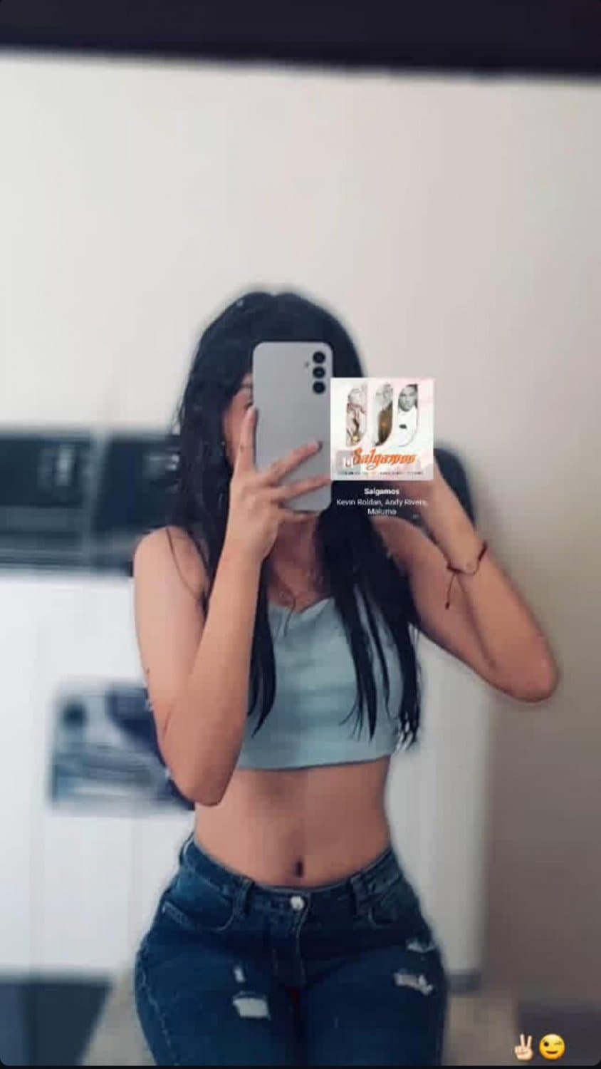 Liah Rodríguez hermosa güera con cintura ?? y majo hermosa ??