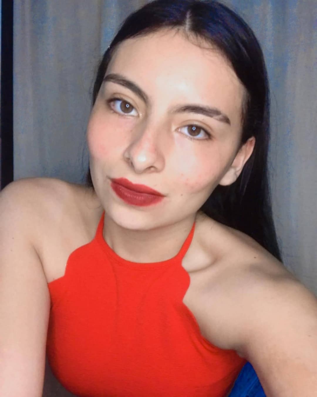 Mi ex novia América Denisse, es una puta y se merece ser exhibida.