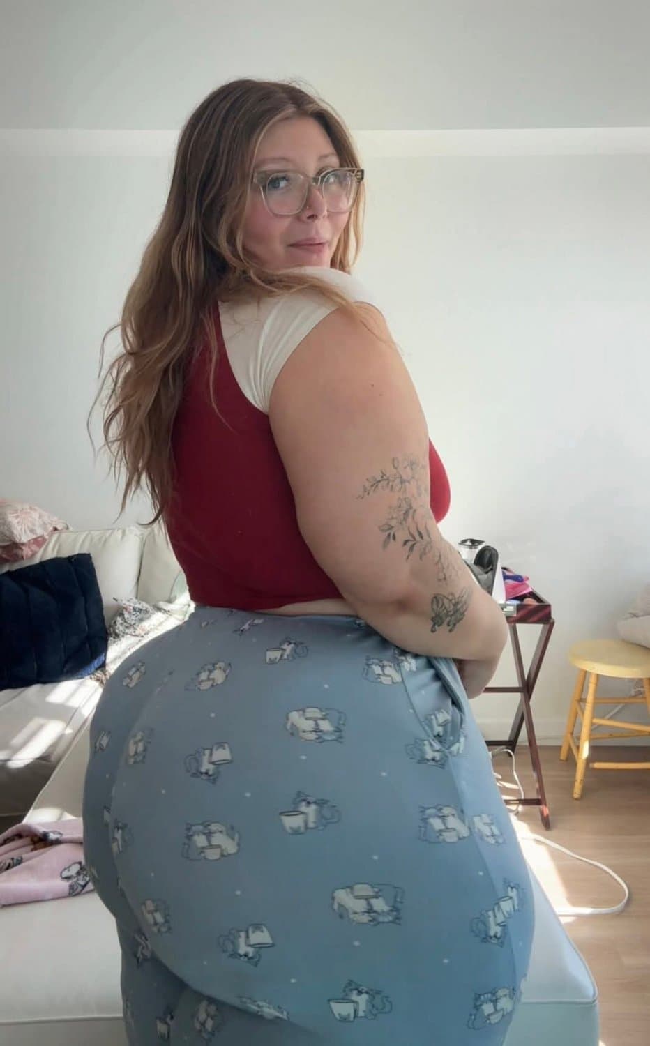 Click to view full size MASSIVE HUGE ASS SSBBW