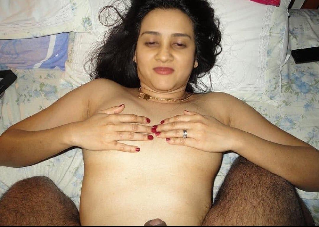 Hot Desi Indian Doctor Acting Like a Whore