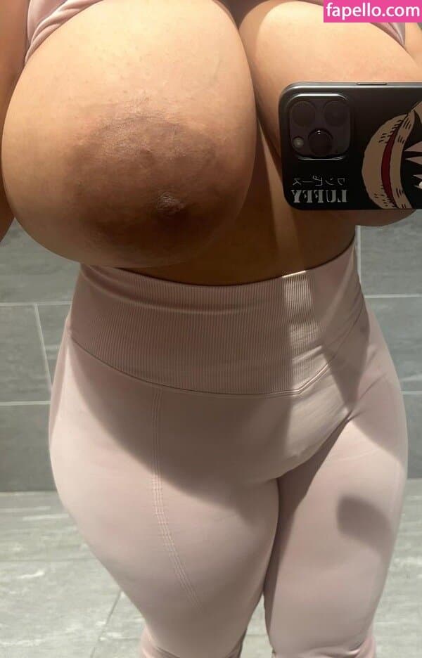 Click to view full size tania-ramos_0073