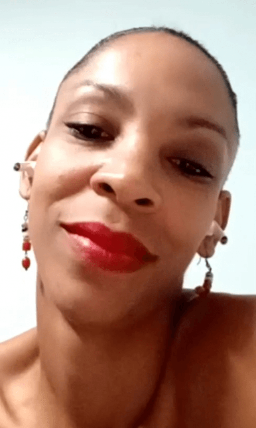 LES PRESENTO A OTRA DE MIS NOVIAS ELSA BACALLAO COMENTEN SI LES GUSTA MAMA RIQUÍSIMO EL BOLLO