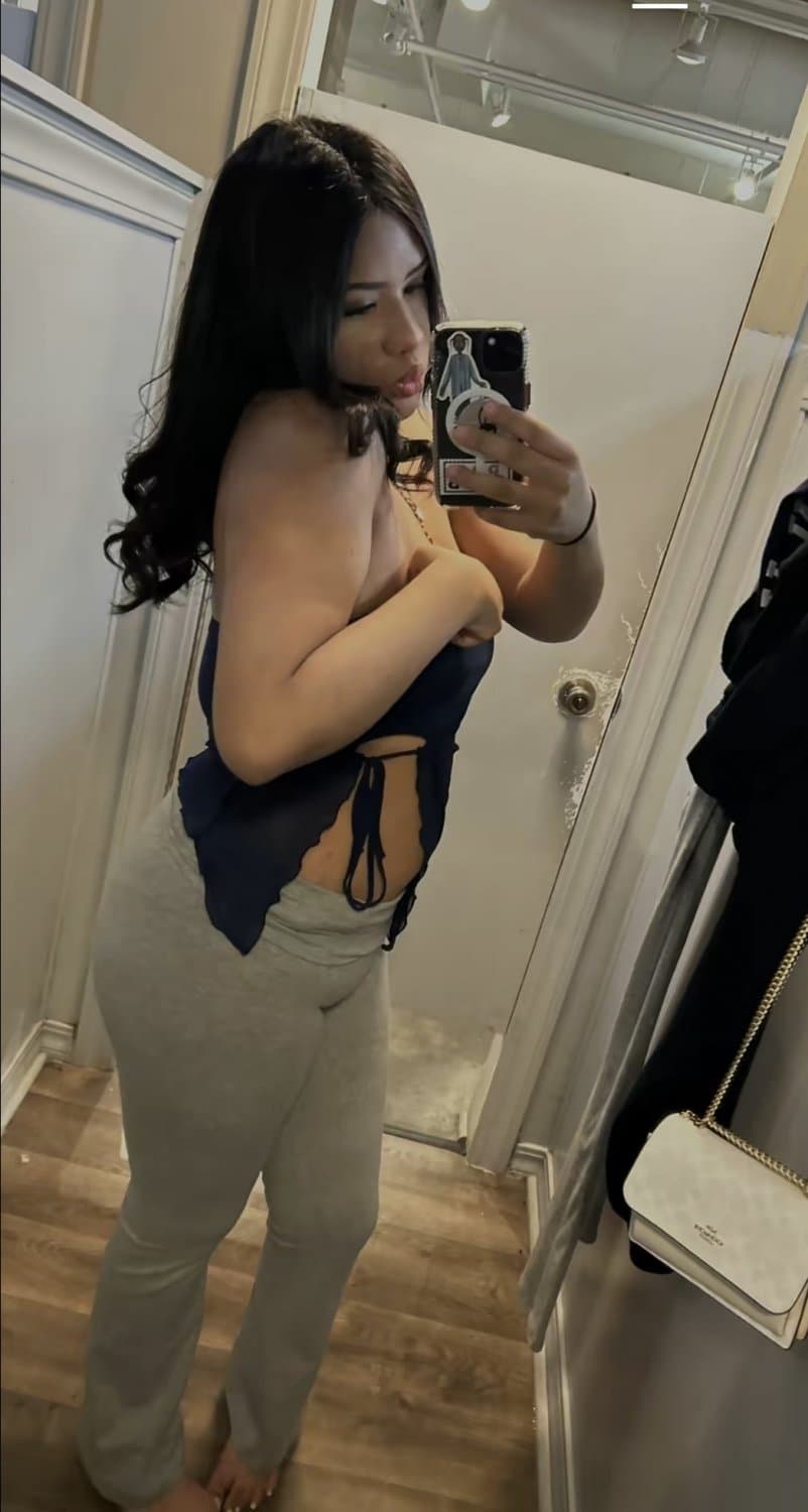 Fitting room selfies