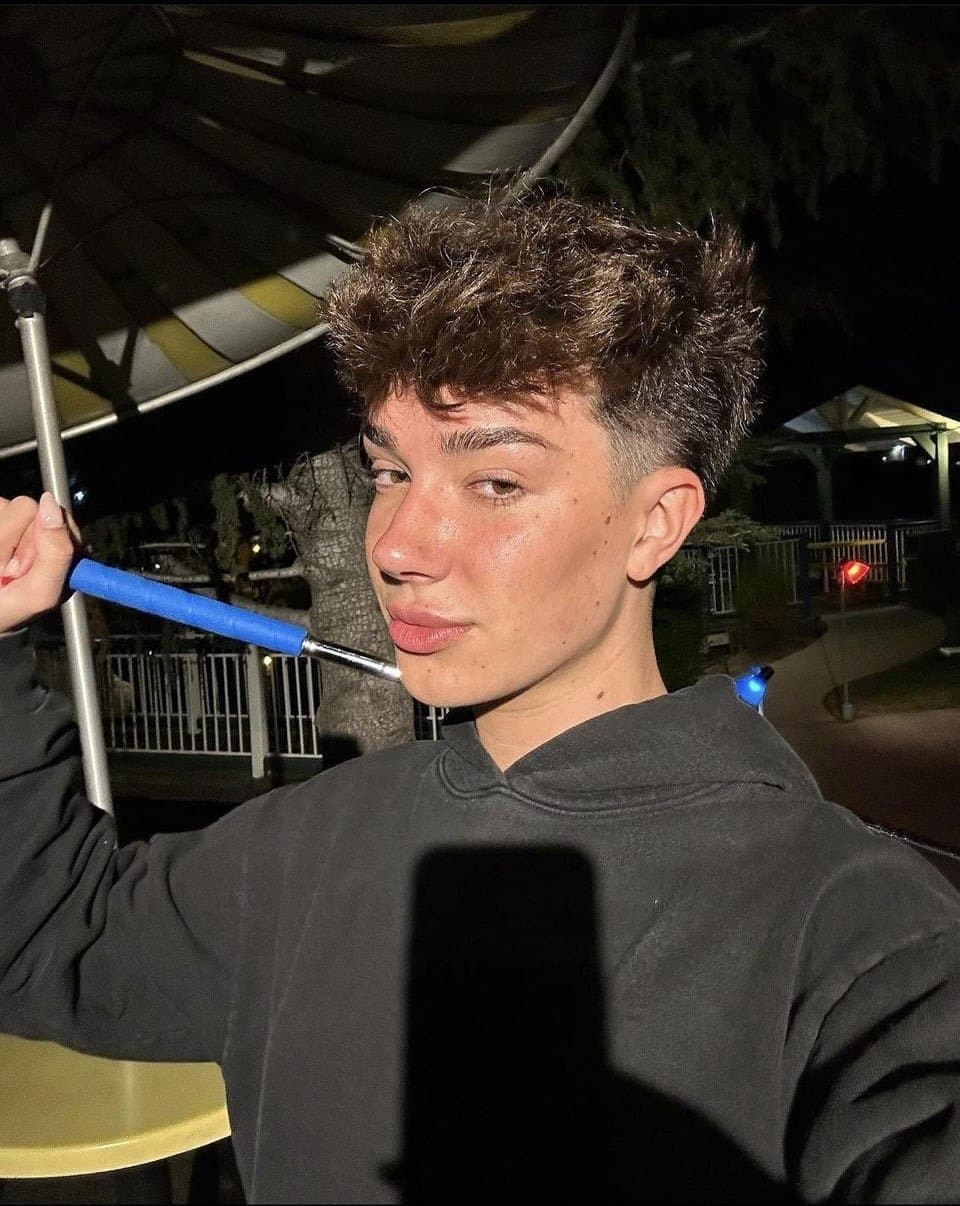 James Charles kinda…?