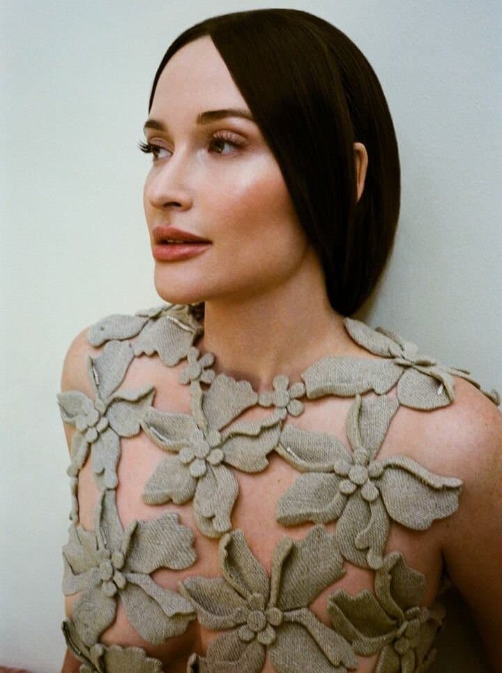 Kacey Musgraves Big Luscious Breast & Hot Beautiful Ass & Banging Body makes me Leak so much ??