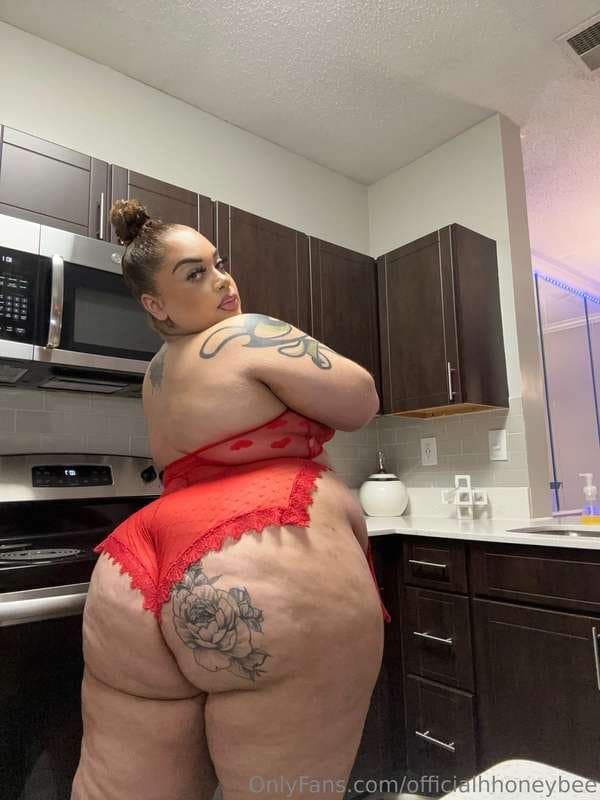 Click to view full size Typical Light skin Ebony