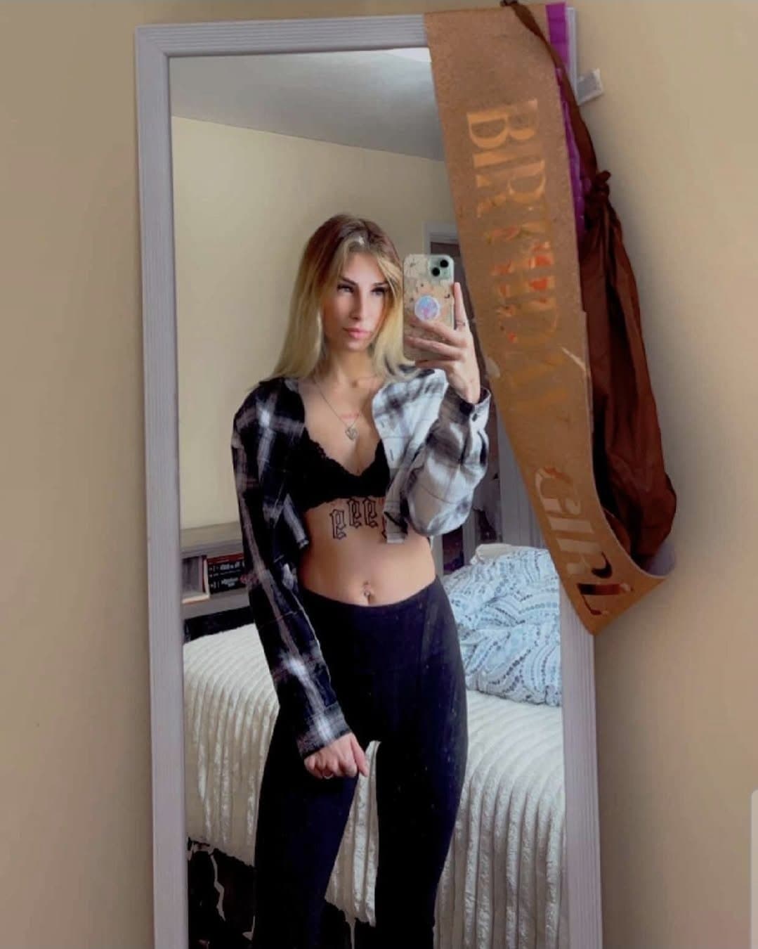 Slim sexy Canadian MILF Brittany has hard nipples and chubby ass cheeks